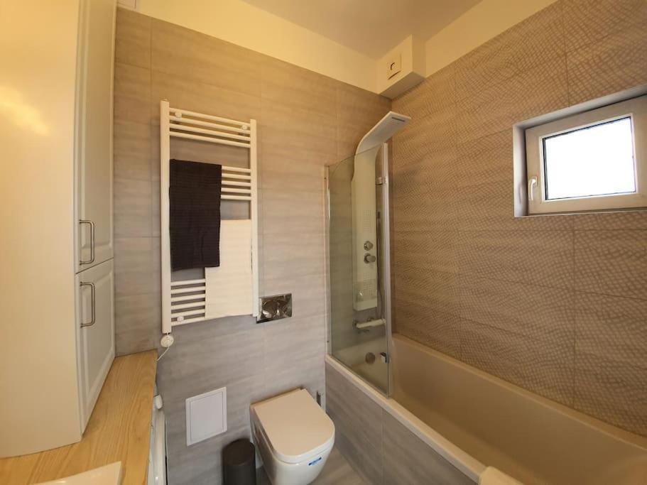 Master Apartment With Air Condition And Separated Rooftop Terrace Budapest Exterior photo